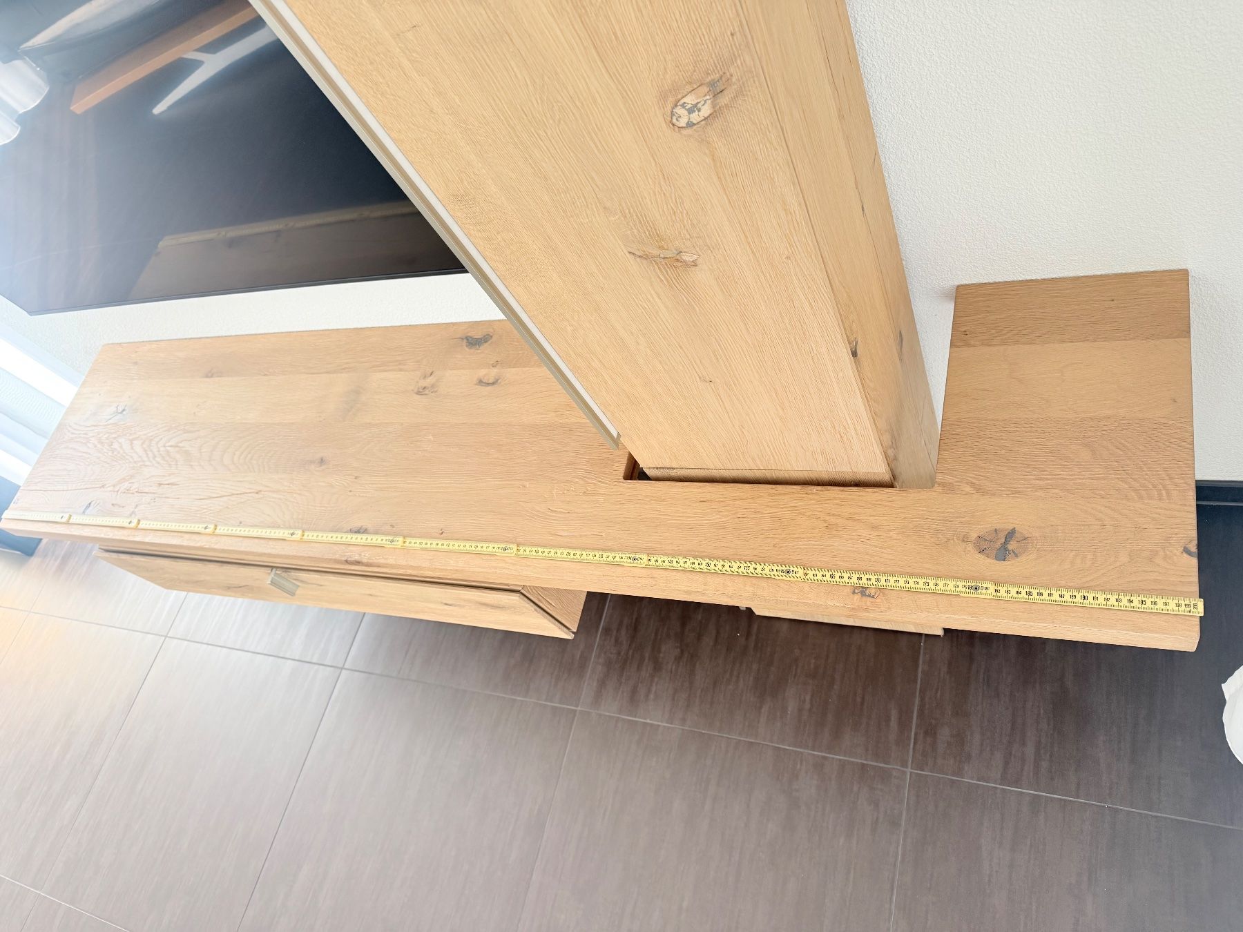 Pfister Mobili TV: THIELEMEYER Designer Mobel ,Masive Eiche mit Beleuchtung – Usato da Hellbühl venduto da Rodgers67 8