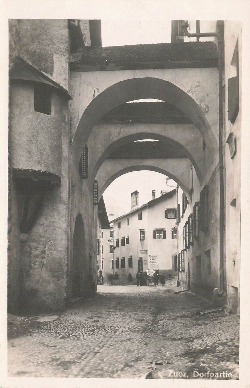 Cartoline postali: Zuoz Dorfpartie – Usato da Biasca venduto da Blenio71