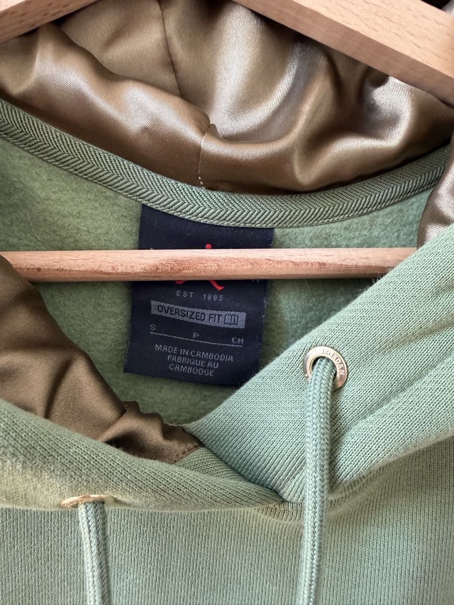 Nike Maglioni & Felpe: Nike Kapuzenpullover Khaki Oversized Fit Grösse S – Usato da Widnau venduto da freipe 2