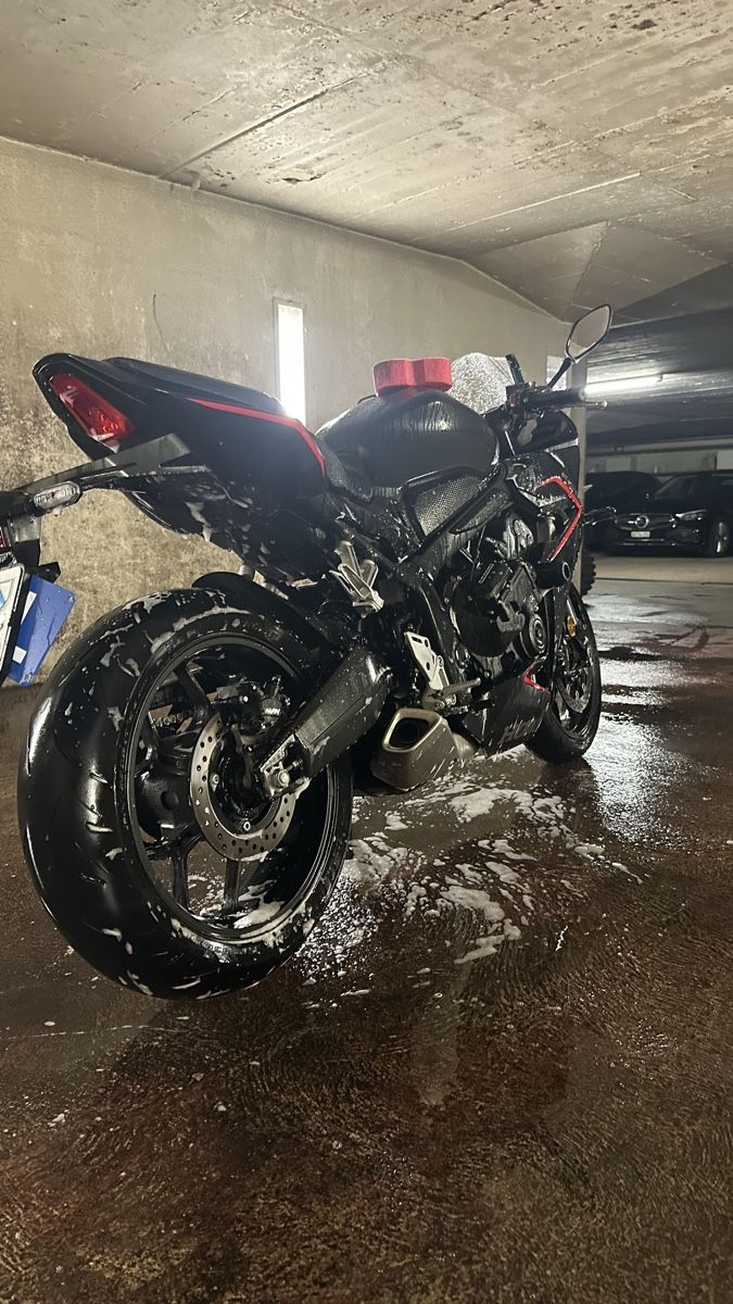 Honda Strada: Honda CBR 650R 2025  – Usato da Uster venduto da Haki.vhc 3