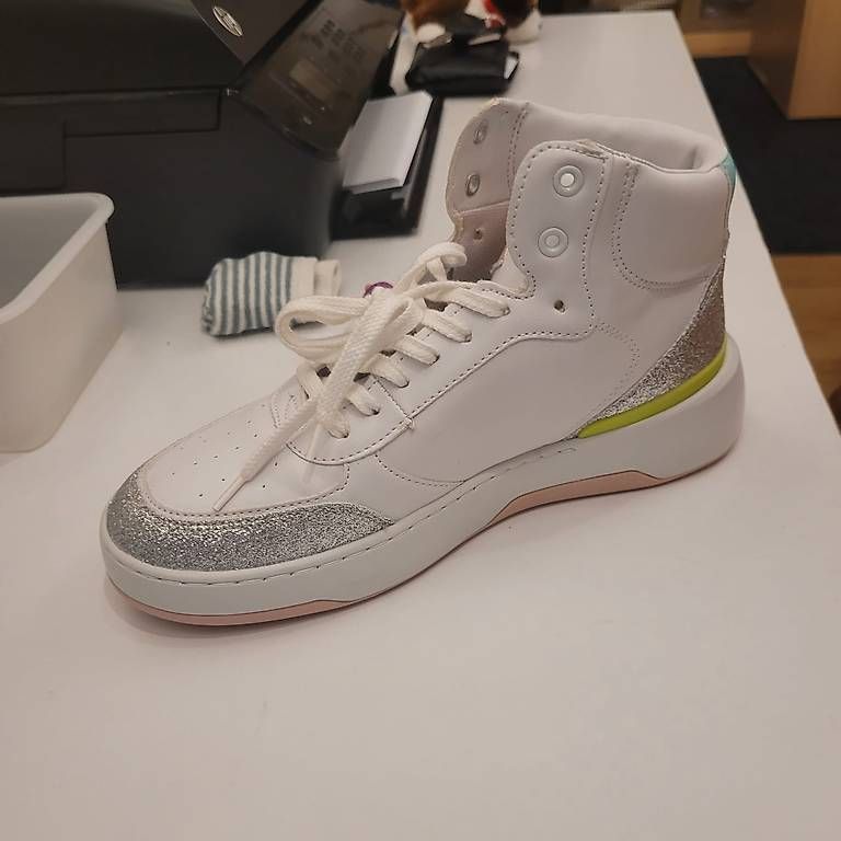 Damenschuhe: Guess Schuhe – Gebraucht aus St. Gallen von SabineBine 1