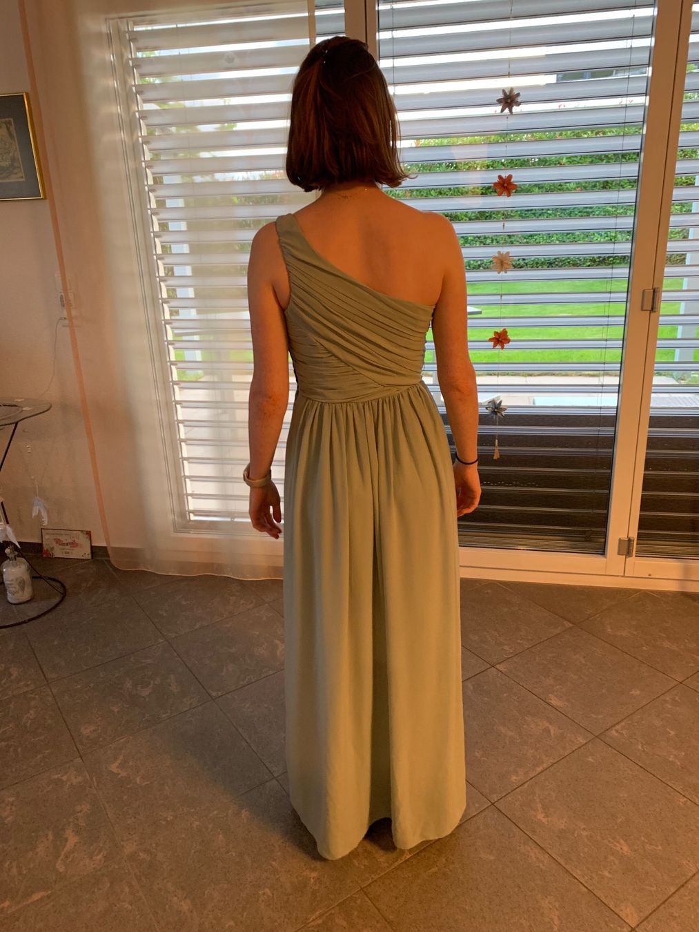 Kleider: Abendkleid 34/38 hellgrün – Gebraucht aus Buelach von Joeggu0 1