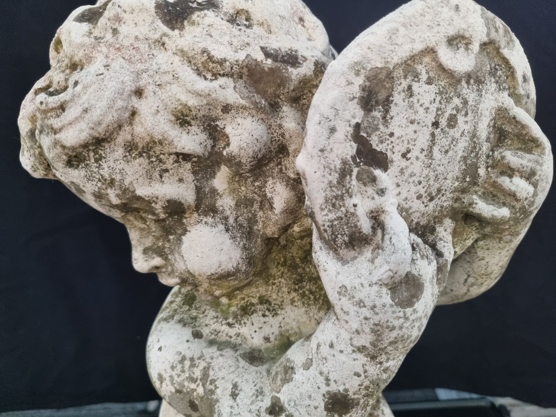 Statuette: Gartenfigur "Putte" aus Steinguss, Höhe 60 cm – Usato da Lenzburg venduto da freedomky 2
