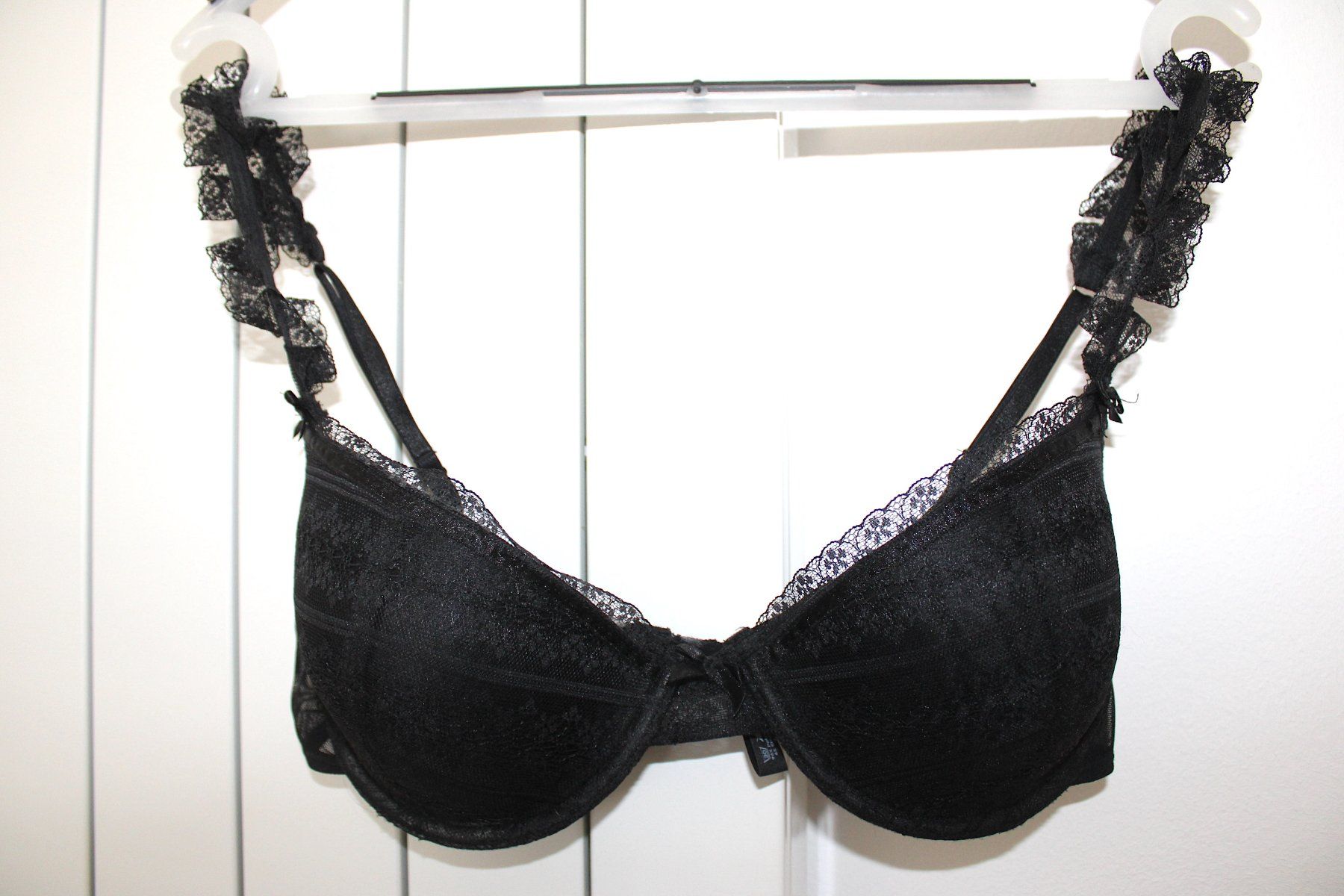 Altra biancheria intima: Neuwertiger Spitzen-BH  80C – Usato da Locarno venduto da madame-tus-sauds 2