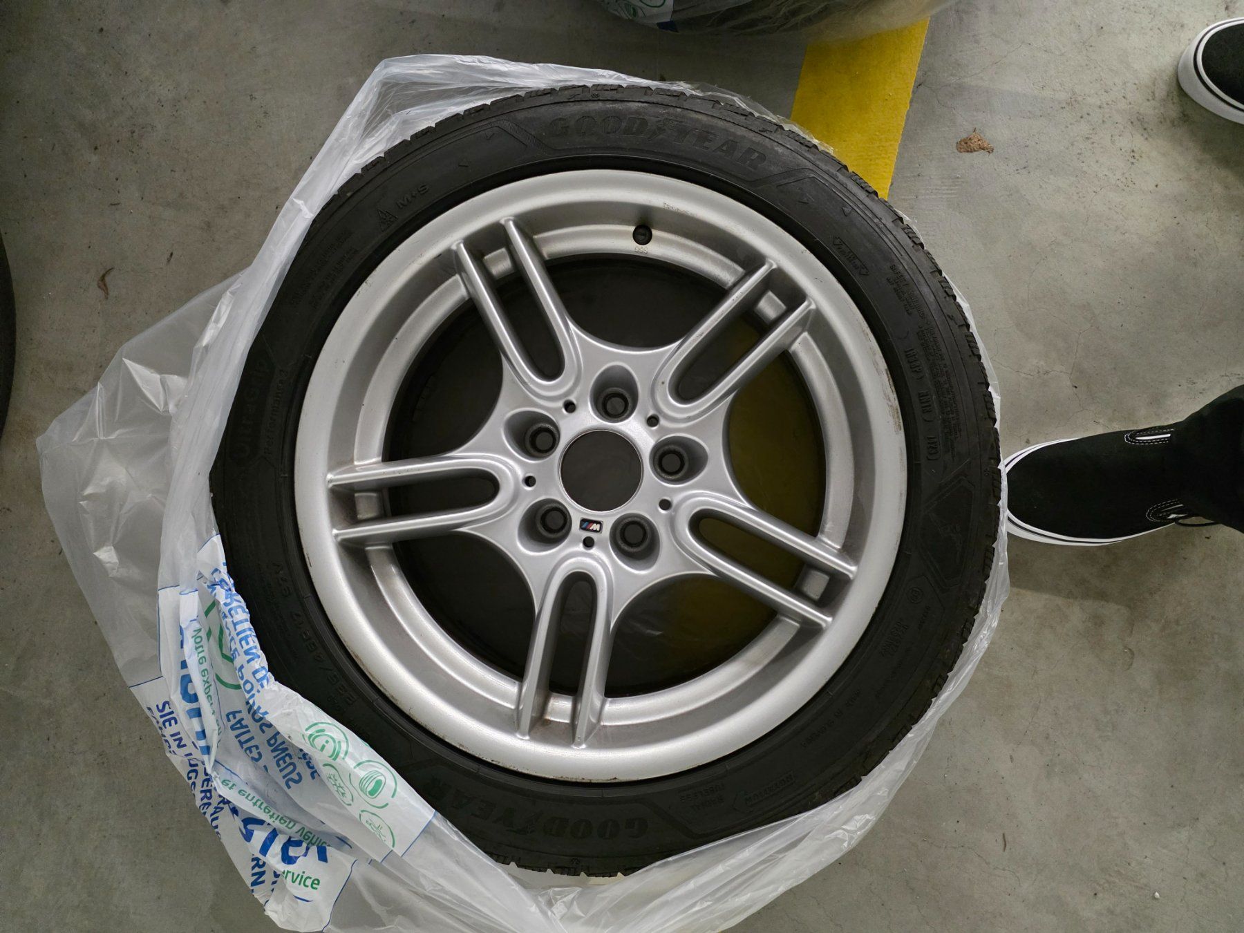BMW Pneumatici & Ruote complete: E39 Styling 66 Winterkompletträder – Usato da Zürich venduto da LL94 3