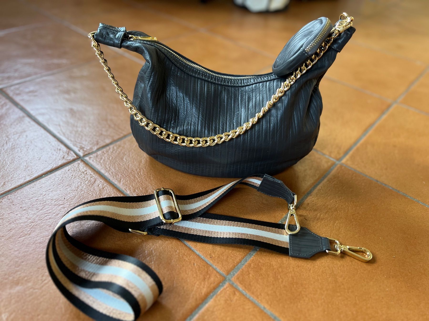 Borse da donna: Bellissima borsa – Usato da Bellinzona venduto da bul_mvy5 4