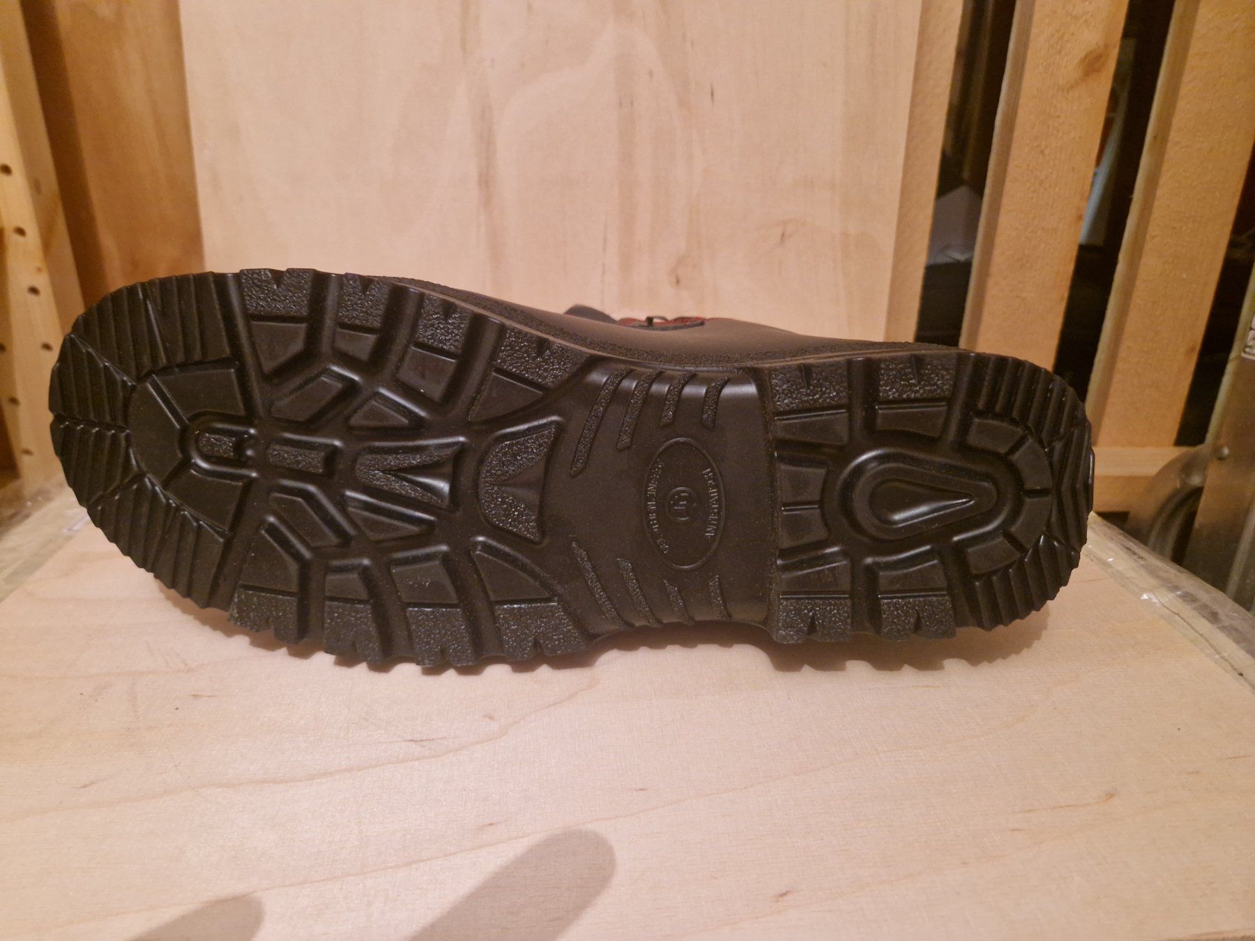 Scarpe da uomo: Chaussures de sécurité - Schuetze Schuhe 850 -45 – Nuovo e nell'imballaggio originale da NYON venduto da artnetgallery 3