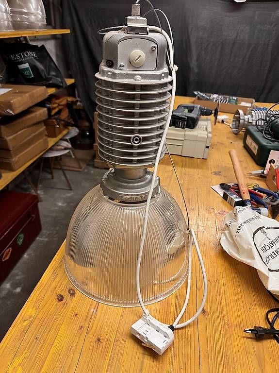 Zumtobel Lustres & lampes de plafonds: ZUMTOBEL STAFF Deckenleuchte – D'occasion à solothurn par googWIL