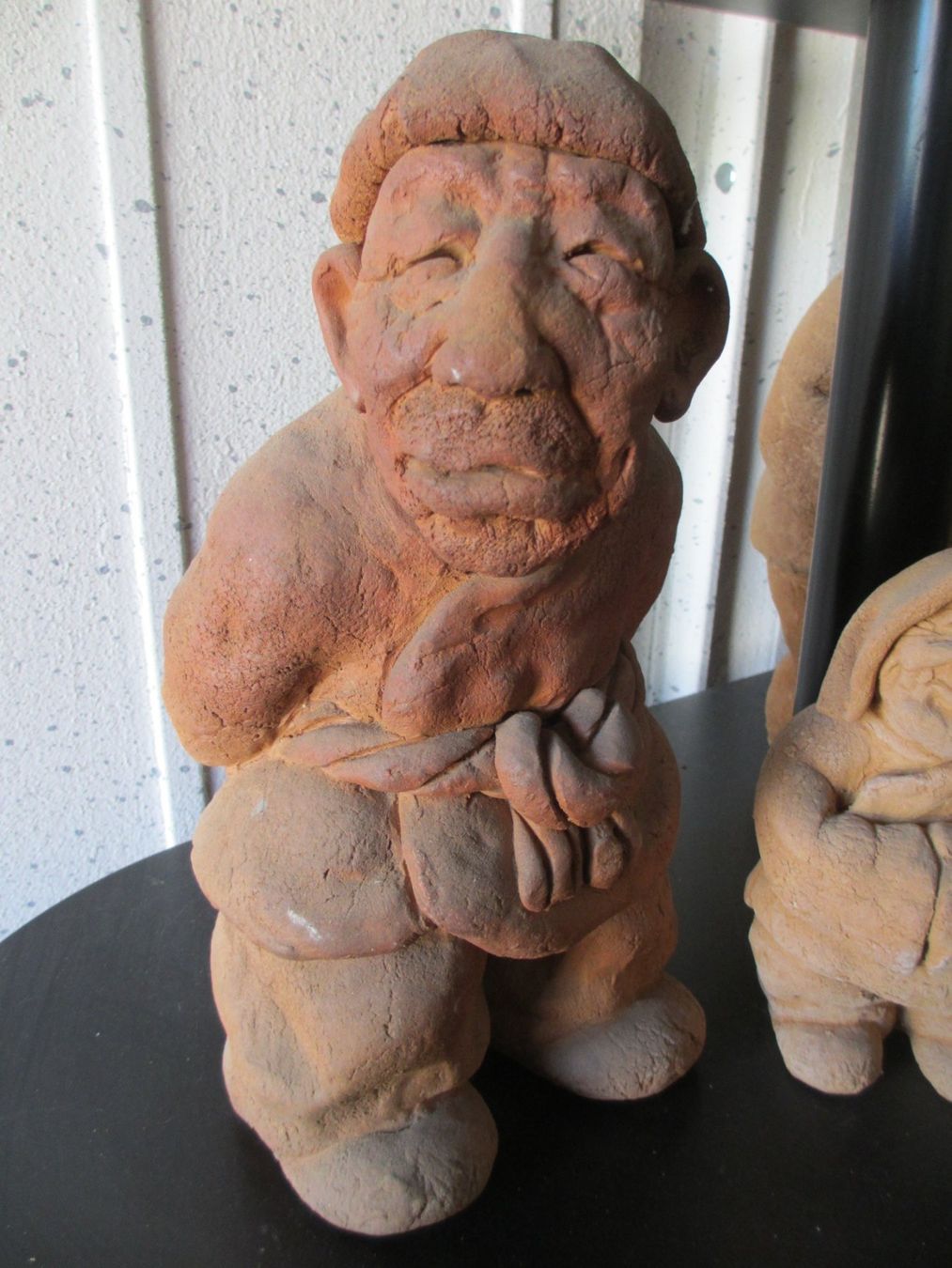 Statuette: Rustikale Terrakotta Figur, Hauswächter, Handarbeit – Nuovo (secondo la descrizione) da Herisau venduto da fan_h9qj 4