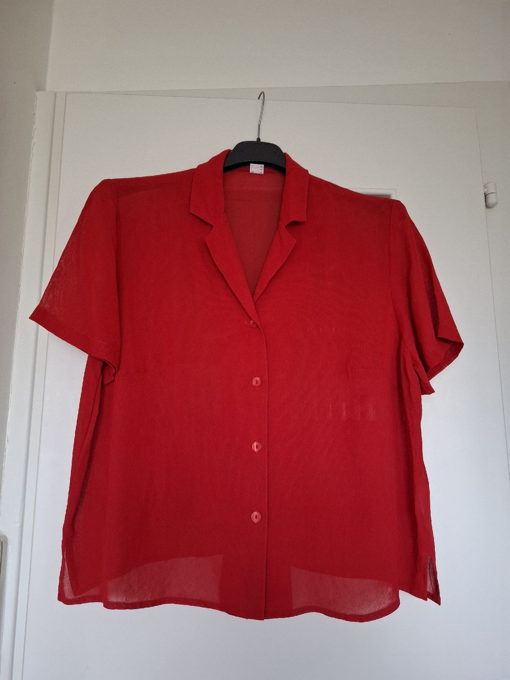 Camicette: Chemise rouge Vintage – Nuovo (secondo la descrizione) da La Tour-de-Peilz venduto da Marin_nette