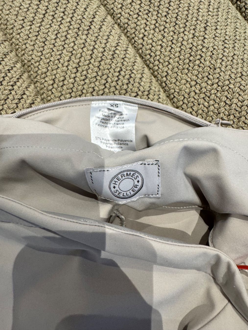 Hermès Kleiderpakete: HERMES PULLOVER & LEGGINGS – Gebraucht aus Schwyz von bofb 7