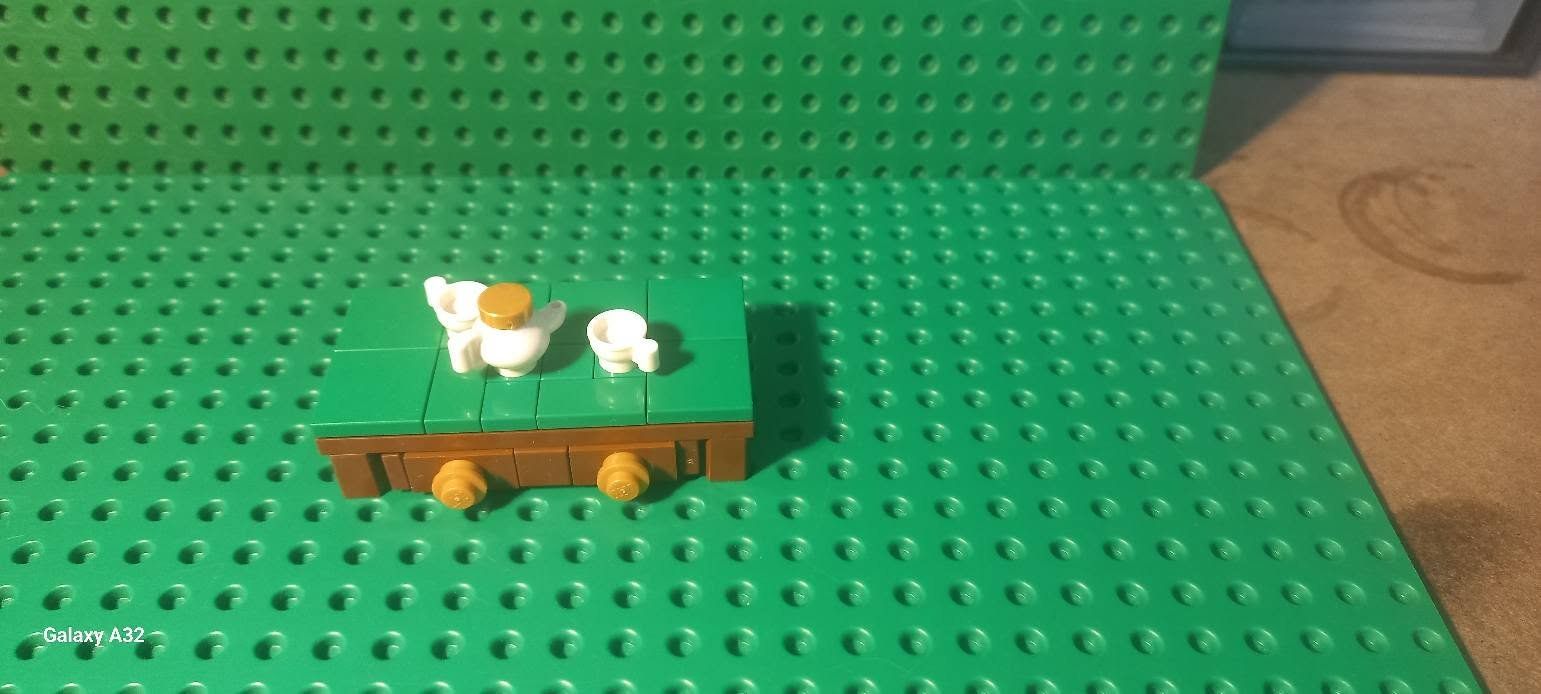 Lego Giocattoli: L'ensemble du salon Lego – Usato da La tour de treme venduto da Legocreation82 3