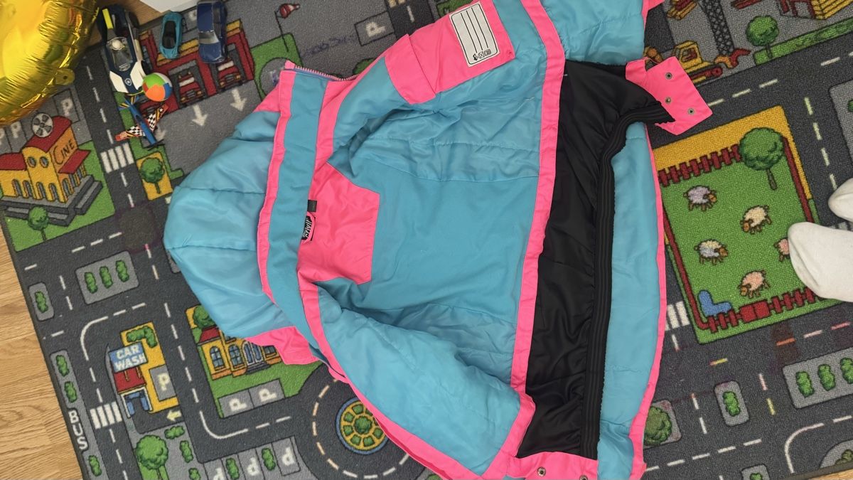 C&A Jacken & Mäntel: Skijacke Mädchen C&A 134 – Gebraucht aus Spreitenbach von padobranac86 1