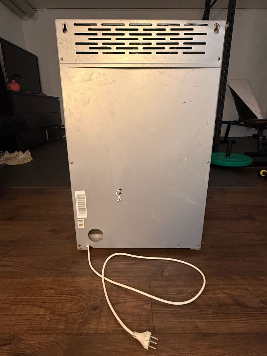 Frigoriferi: Red Bull Kühlschrank – Usato da Liestal venduto da Xenias01 6