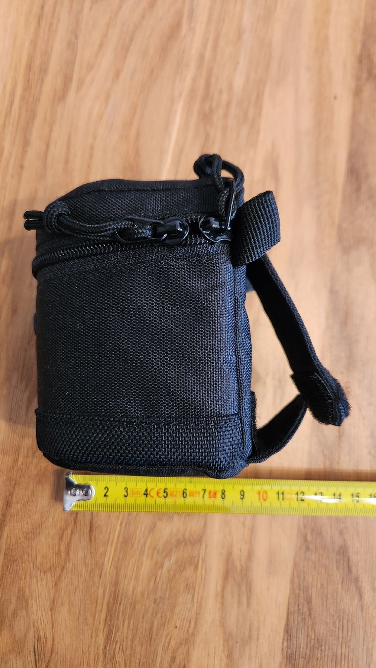 Lowepro Borse: Housse sacoche Lowepro pour objectifs 7x8cm  – Nuovo (secondo la descrizione) da Aigle venduto da Mickael-b4 2
