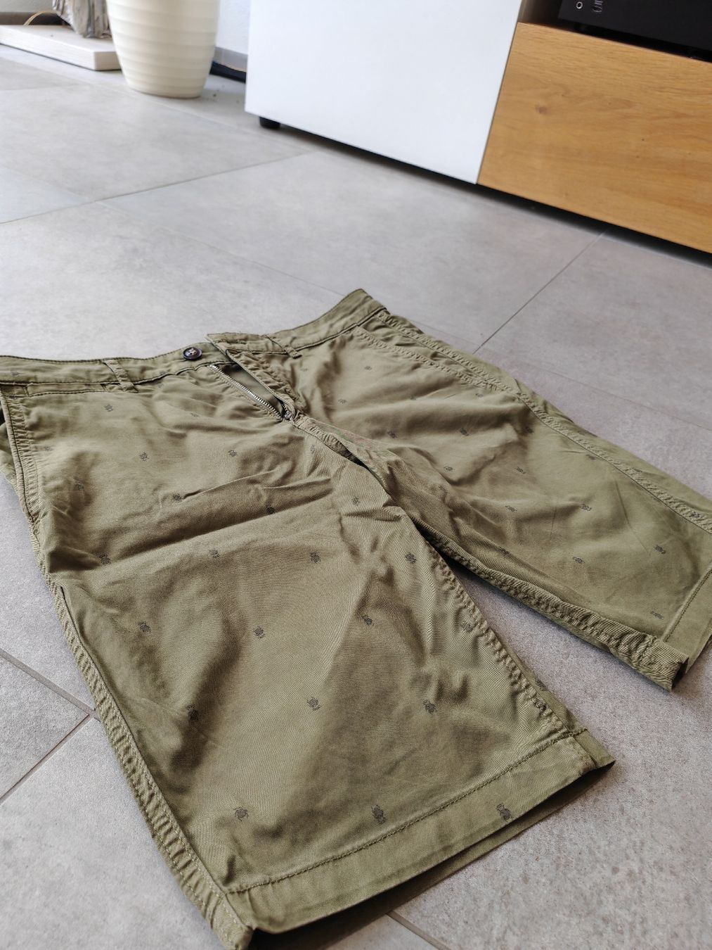 Hosen: Short kaki imprimé homme Celio – Neu (gemäss Beschreibung) aus Longirod von DigiSmart 1