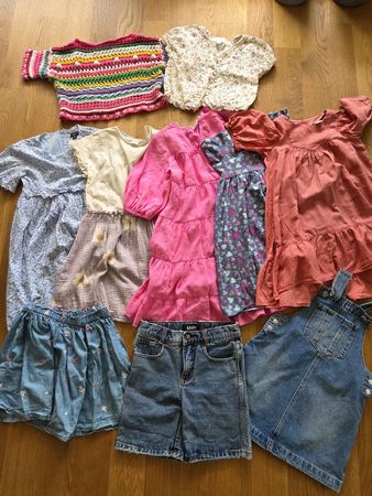 Kinderkleider Set Mädchen Grösse 128 bis 134 gemischt