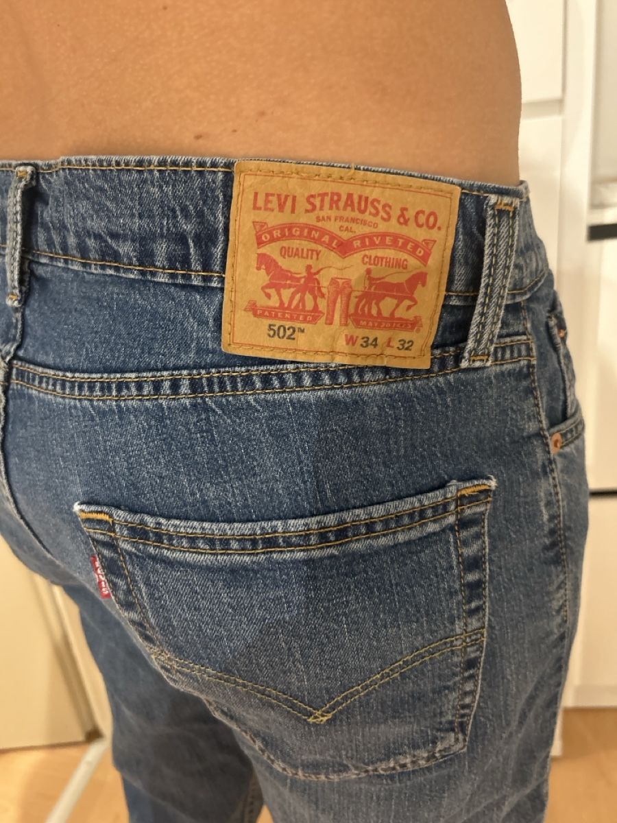 Levi's Jeans: Levis 502 – Nuovo (secondo la descrizione) da Zürich venduto da pil_9sh9 3