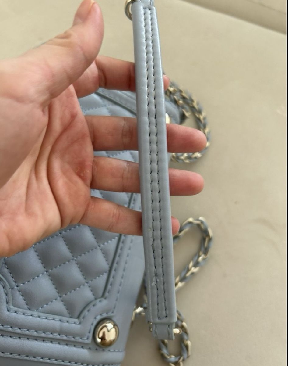 Moschino Borse da donna: Moschino Tasche in Hellblau, Top! – Nuovo (secondo la descrizione) da St. Gallen venduto da oli_ryy9 6
