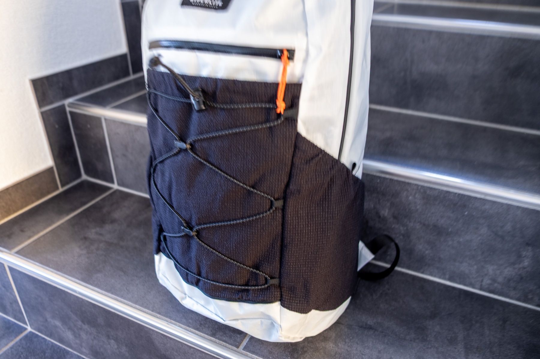 Hyperlite Zaini: Daybreak 22 weiss von Hyperlite Mountain Gear – Nuovo (secondo la descrizione) da Berneck venduto da Tschikka 2