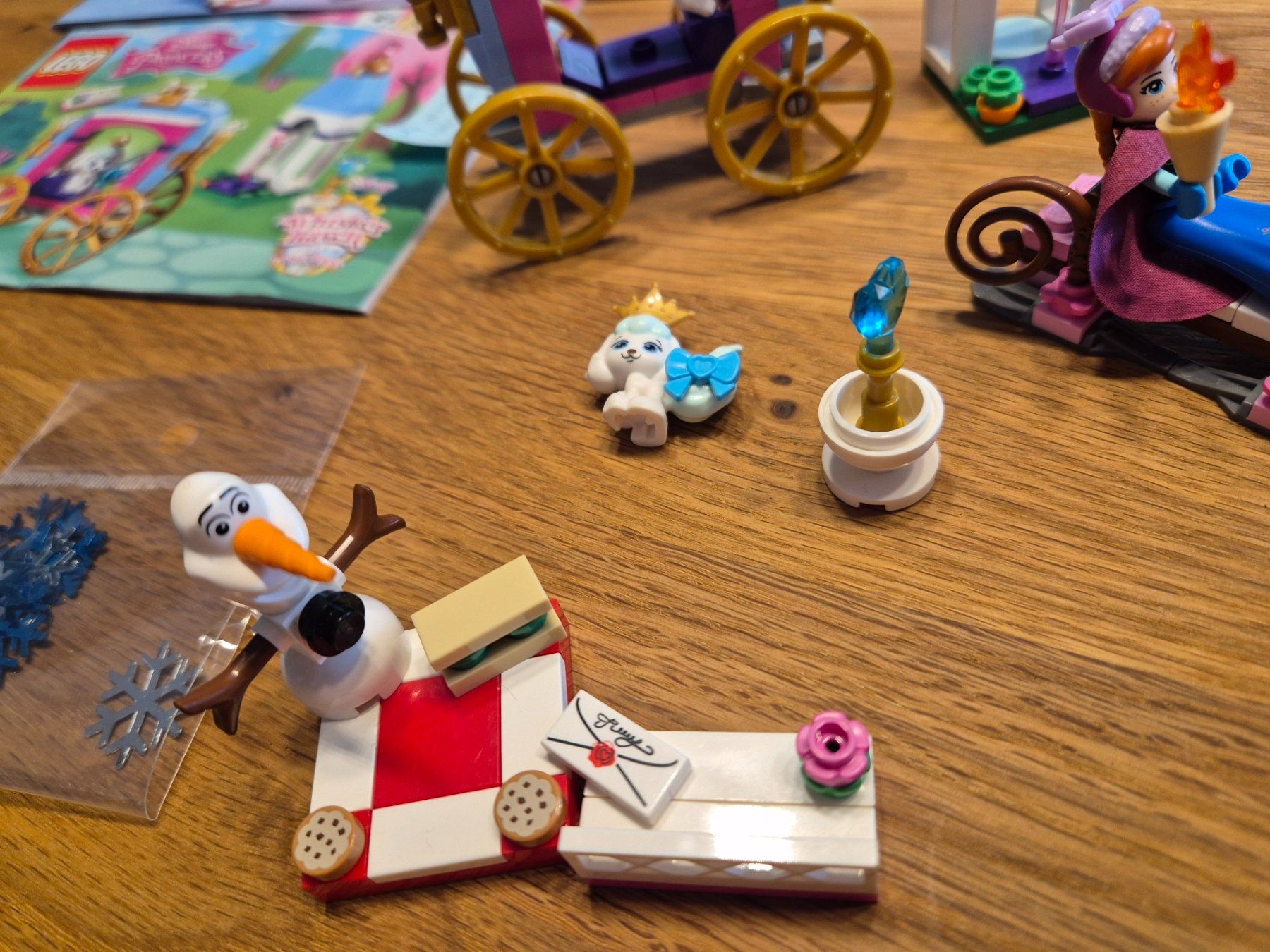 Lego Spielzeuge: Lego Disney Princess 41062 + 41141 Eispalast + Kutsche – Gebraucht aus Leimbach TG von lachende 5