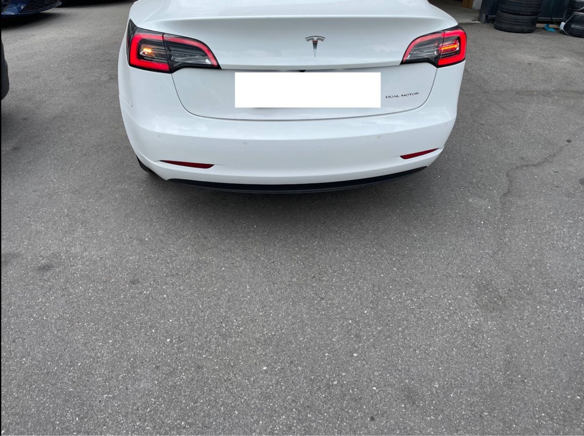 Scheinwerfer: Feu arrière Tesla Model 3 gauche 2017-2023  – Neu und originalverpackt aus Vétroz von aut_s8yd 3