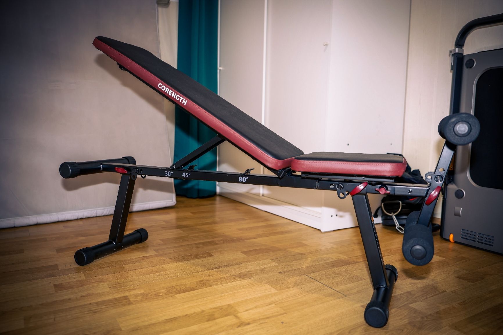Decathlon Vélos d'appartement: Banc musculation pliable Decathlon - NEUF – Neuf (Voir description) à Froideville par han_vkm7 1