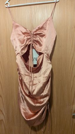 neues Kleid von Zara Gr S
