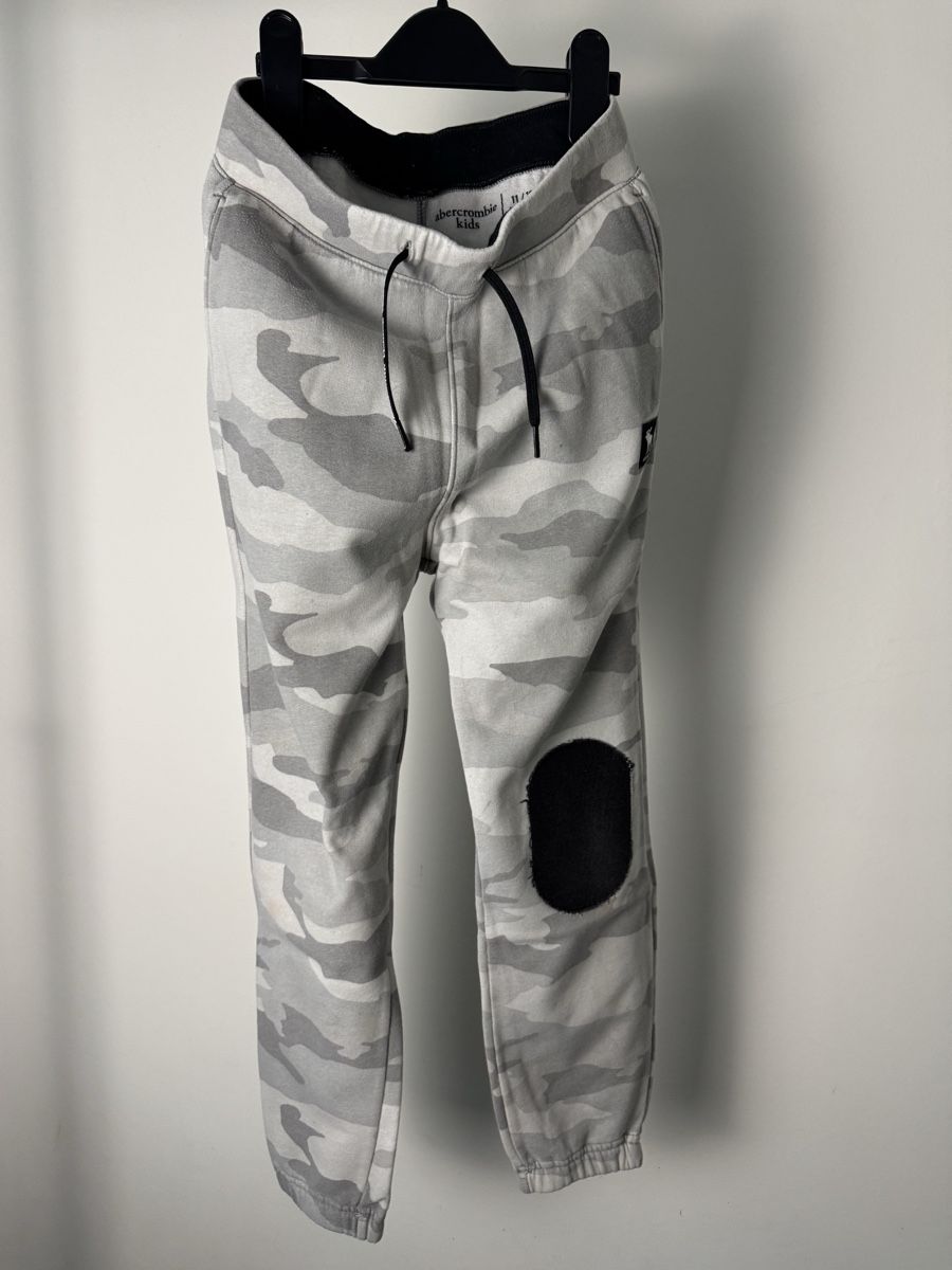 Abercrombie Hosen: Abercrombie Jogging Pants Size 11/12 – Gebraucht aus Zürich von AninANILOKIN