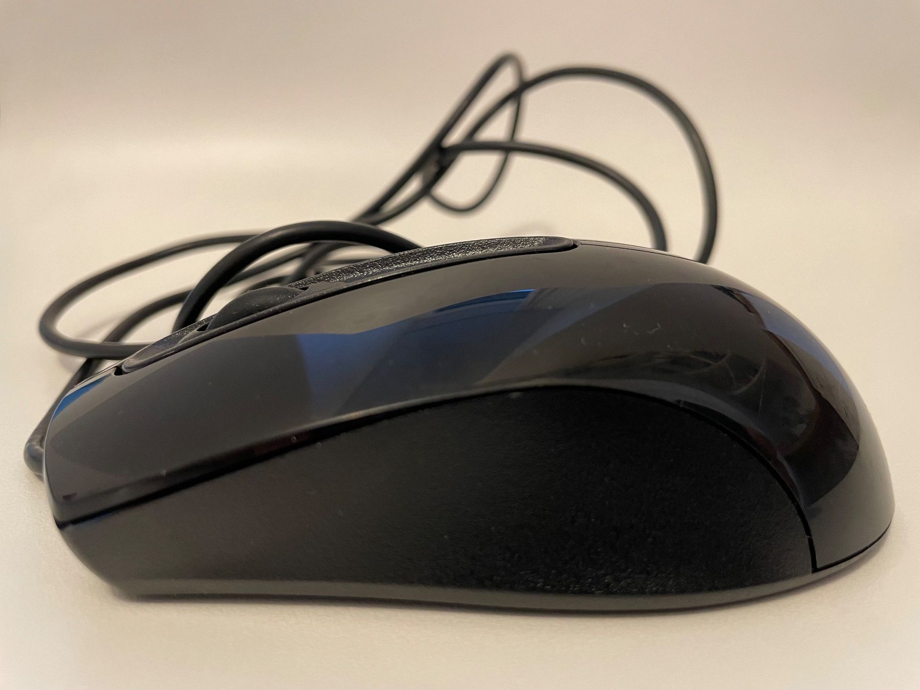 Asus Mouse: ASUS Computer Maus, Kabelgebunden Model: MOBTUO – Nuovo (secondo la descrizione) da Zürich venduto da Joba-Sell 1