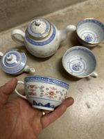 ensemble de tasses et théières de Chine