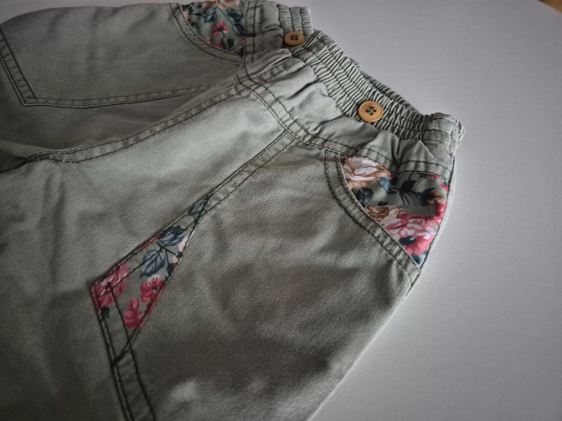 Pantaloni: Hose Gr. 74 – Usato da Zürich venduto da pau_y8mv 4