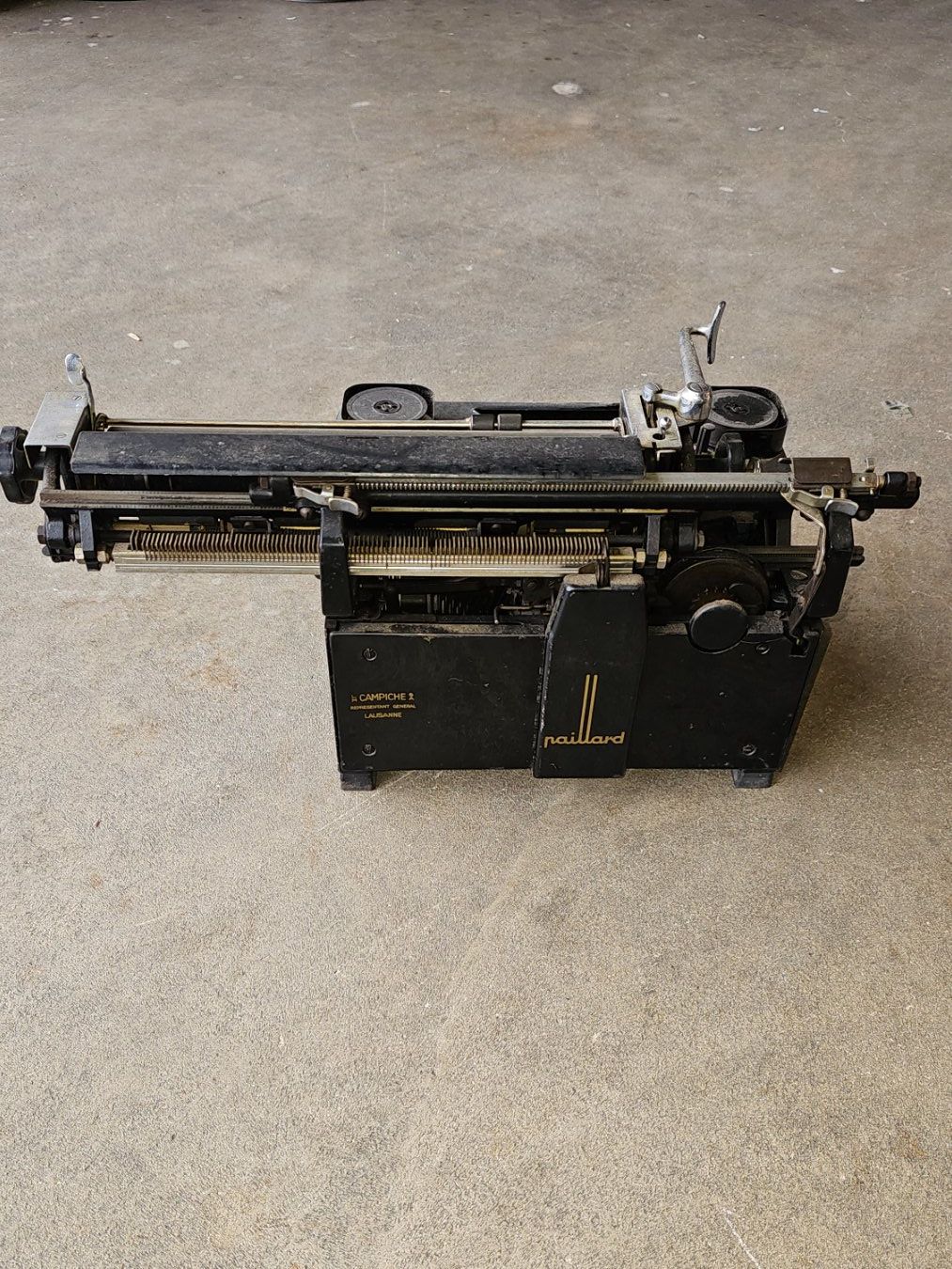 Macchine da scrivere: Vintage Schreibmaschine HERMES – Usato da Diessenhofen venduto da Osio 4