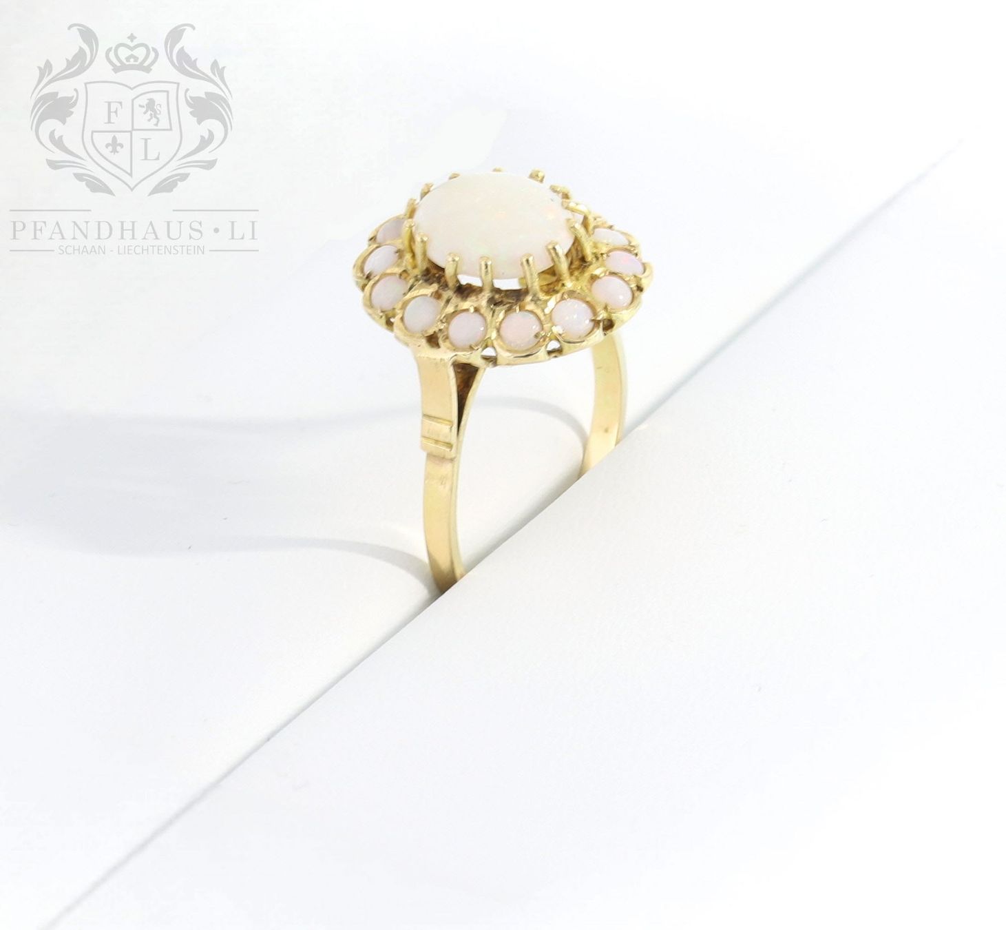 Anelli: LIEBENSWERTER RING AUS 14K GOLD MIT MILCHOPALEN – Usato da Schaan venduto da Pfandhaus-LI