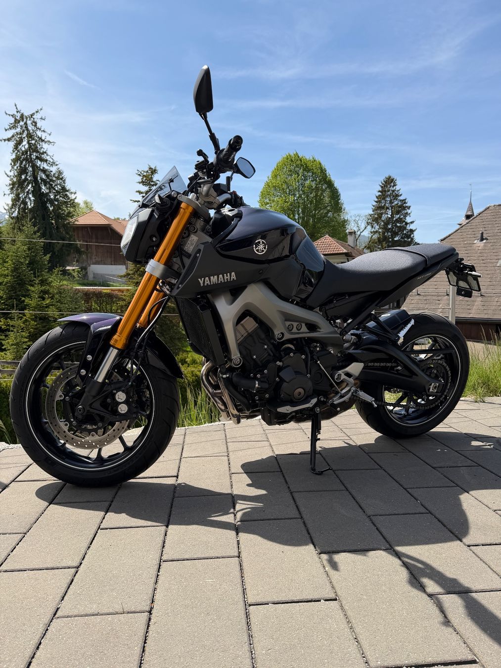 Yamaha Route: Yamaha MT-09 – D'occasion à Wabern par sau_k8yl