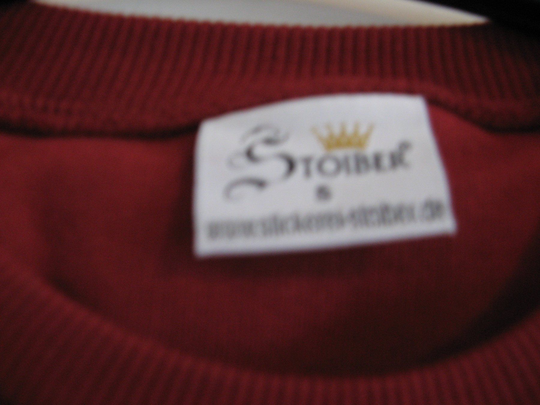 Maglioni & Felpe: Sweat Shirt, Pullover Gr. S weinrot – Nuovo e nell'imballaggio originale da Zürich venduto da apil 2