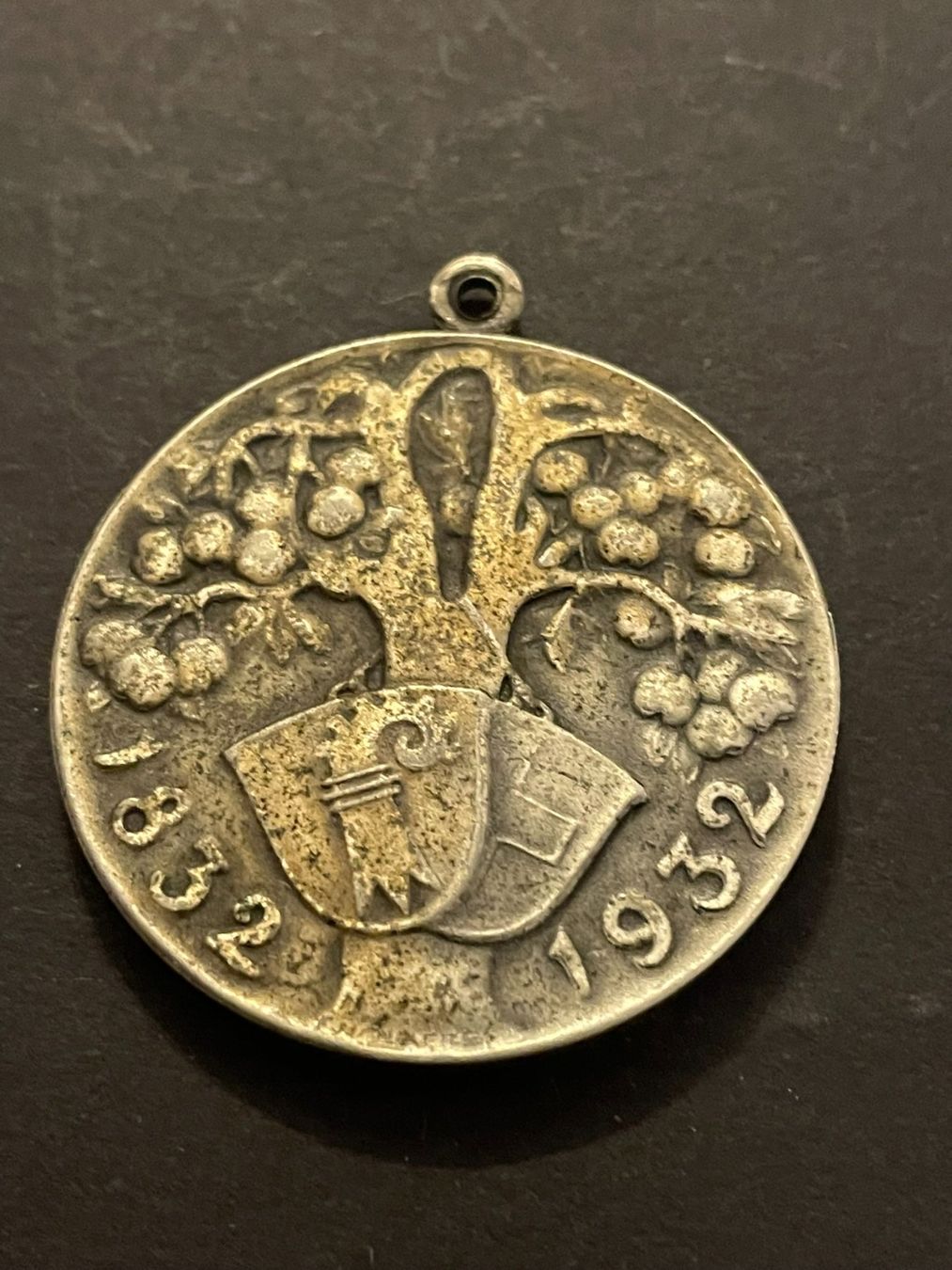 Medaglie: Anhänger 100 Baselbieter Lied 1832-1932 – Usato da Aarburg venduto da glaibasel57