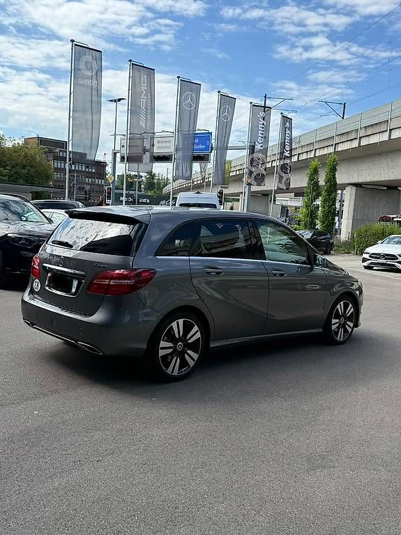 Automobili: Mercedes-Benz B Class 4Matic  – Usato da Zürich venduto da eddy_p 4