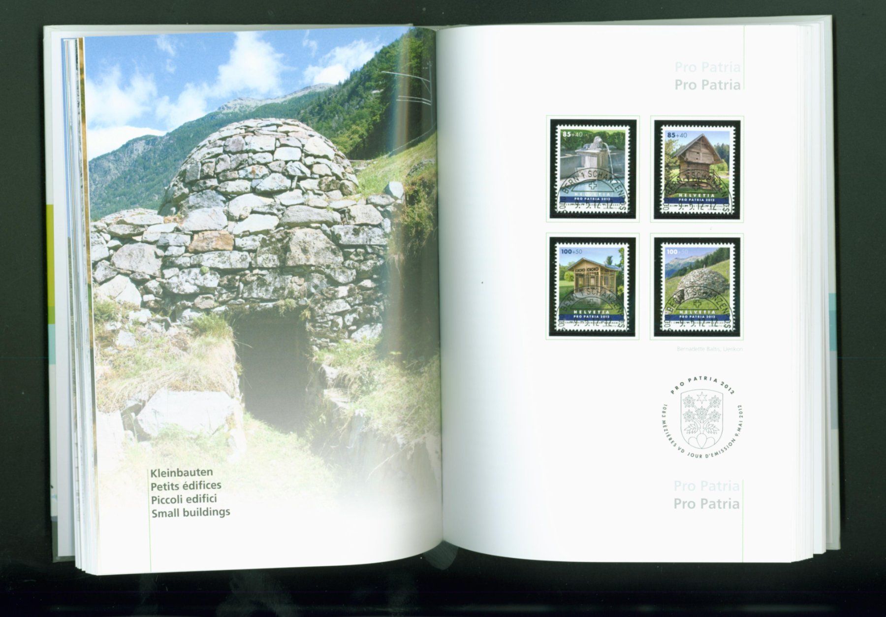 Tutti i francobolli: Jahrbuch der Schweizer Briefmarken 2012 postfrisch – Nuovo (secondo la descrizione) da Seuzach venduto da Philahits 2