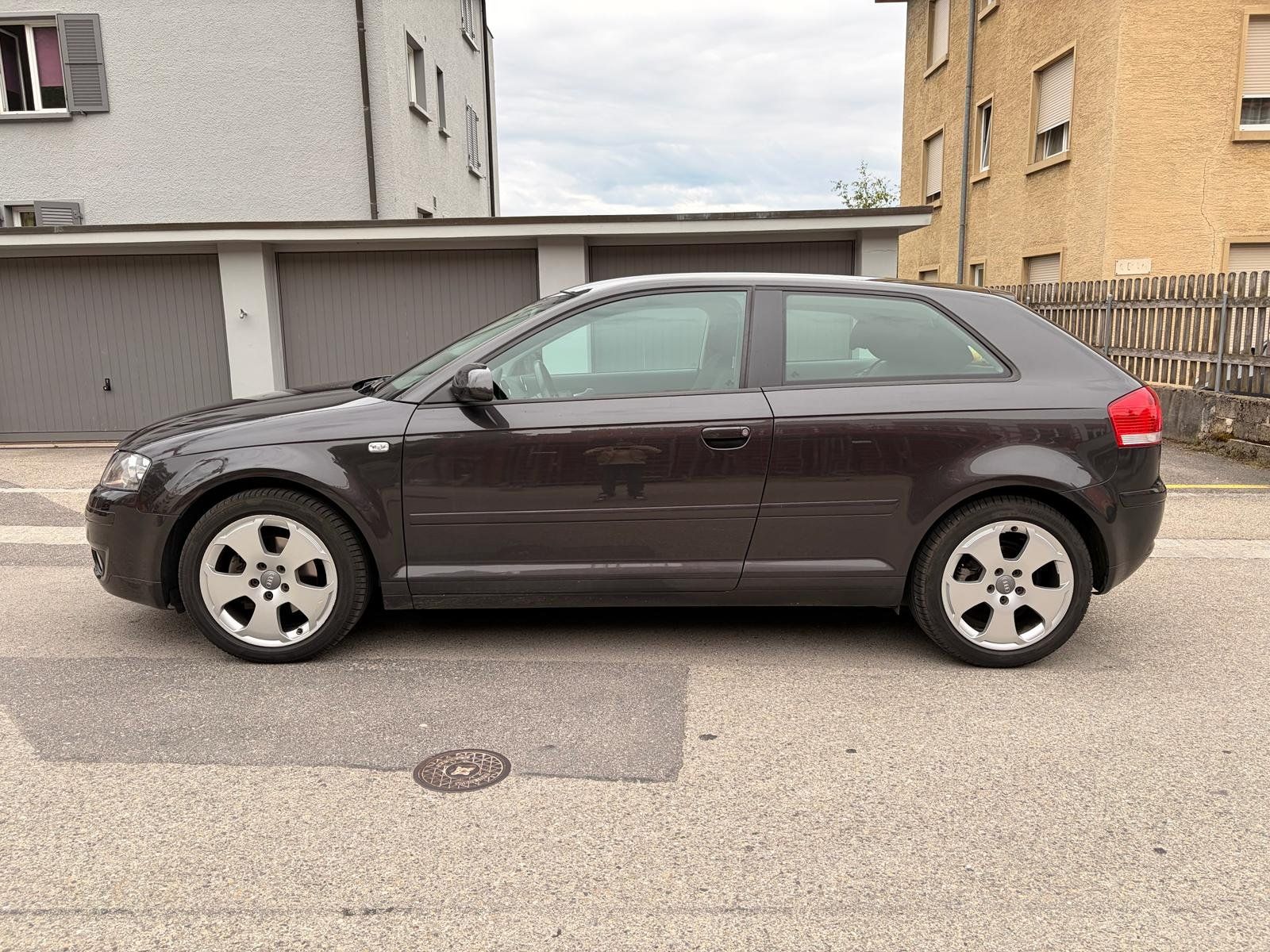 Audi Automobili: Audi A3 8P 2.0 FSI finition Ambition – Usato da Neuchâtel venduto da ber_7l7r 5