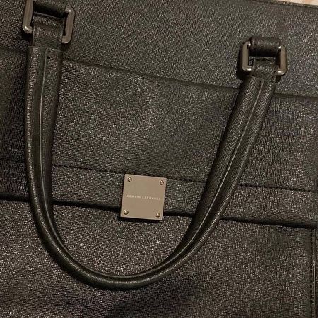 Schwarze Armani Tasche 