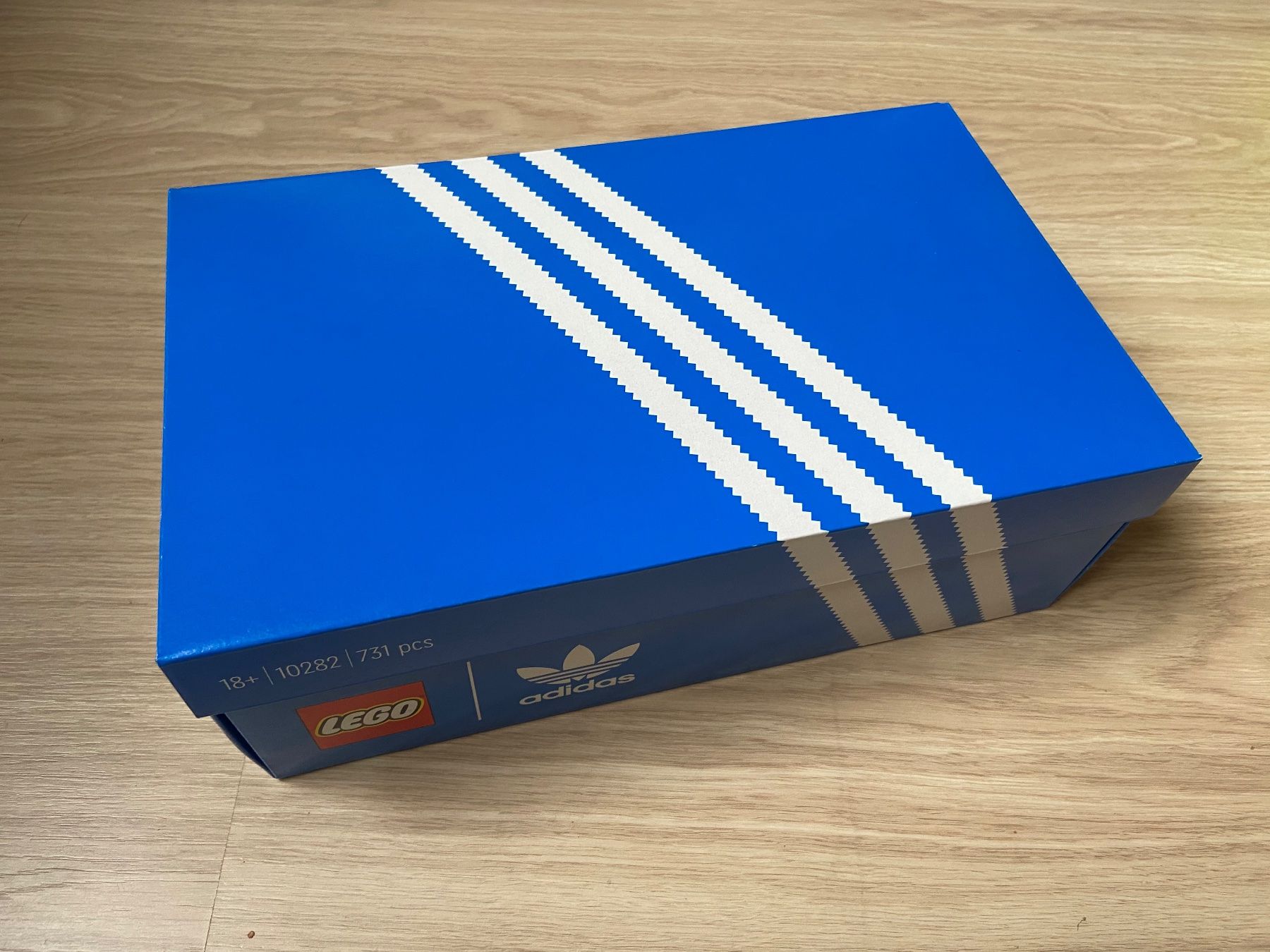 Lego Kit di costruzioni: Lego Creator Expert 10282 Adidas Original Superstar – Nuovo e nell'imballaggio originale da Eggenwil venduto da NicoOldschool 1