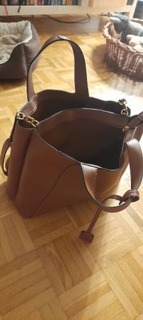 Praktische Handttasche braun