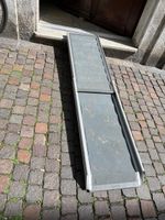 Hunderampe :Solvit klappbar,grau,gebrauchter Zustand.