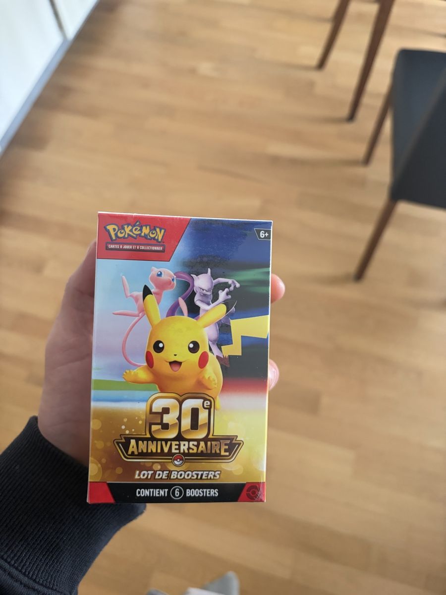 Pokémon Sammelbilder & Trading cards: Bundle 30 ans pokemon – Neu und originalverpackt aus Sion von Pokexpert
