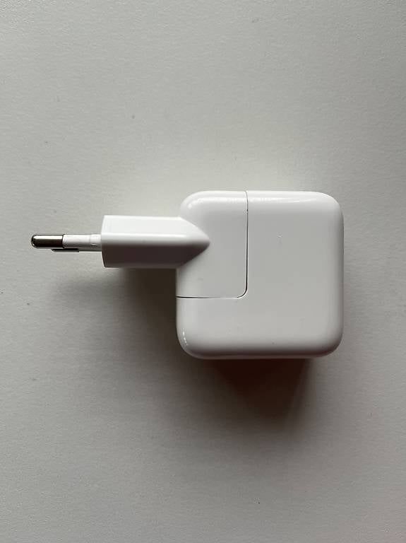 Apple Caricabatterie: Original Apple USB Power Adapter 10W – Usato da Lufingen venduto da slowflyer1 1