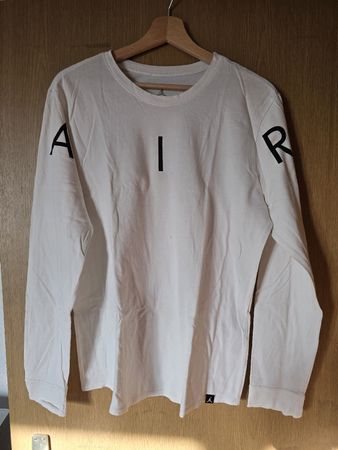 Air Jordan Sweatshirt M