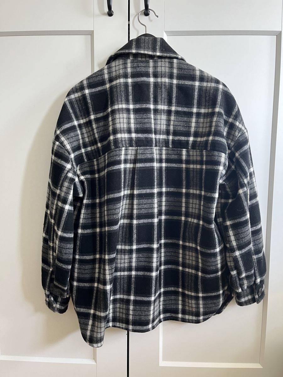 Bershka Jacken: Bershka Jacke Gr. XS-S Hemd – Gebraucht aus Luzern von poe_5fml 2