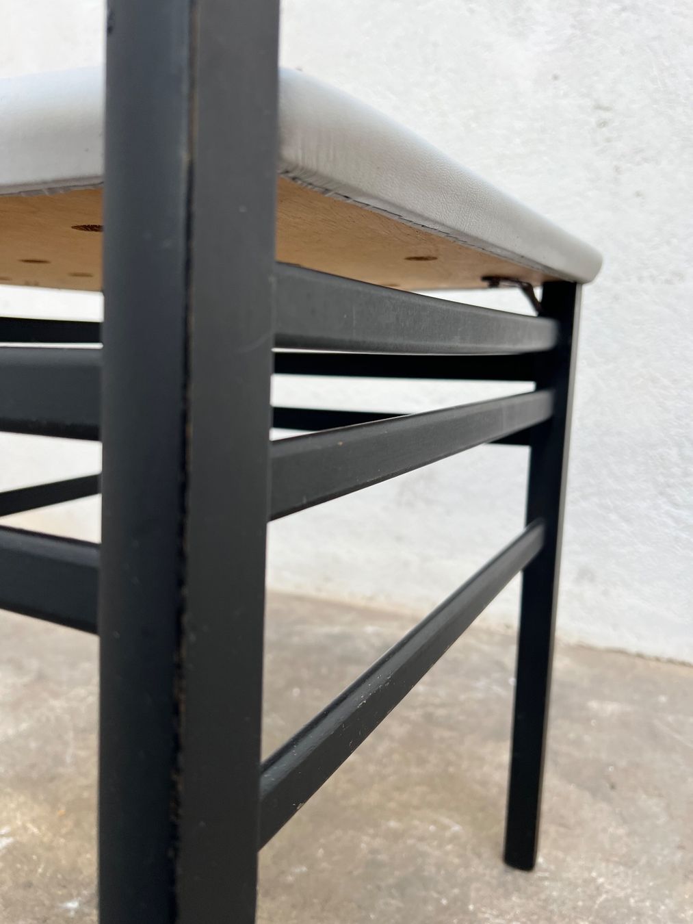 Dietiker Sedie: Chaise Dietiker style de Gio Ponti – Usato da Bulle venduto da ABELiAM 1
