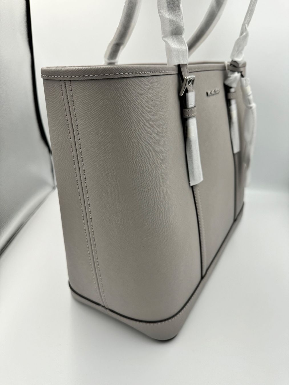 Michael Kors Borse da donna: Michael Kors Tasche pearl grey – Nuovo e nell'imballaggio originale da Wiedlisbach venduto da Sistershop 2